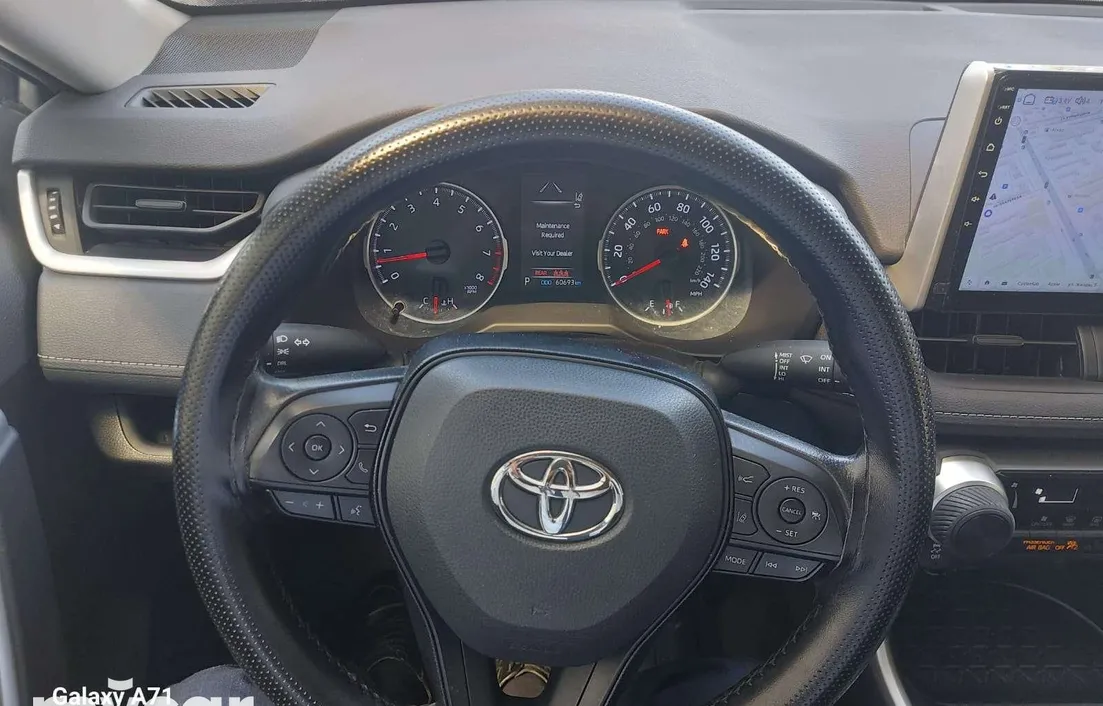 Toyota RAV4 2021