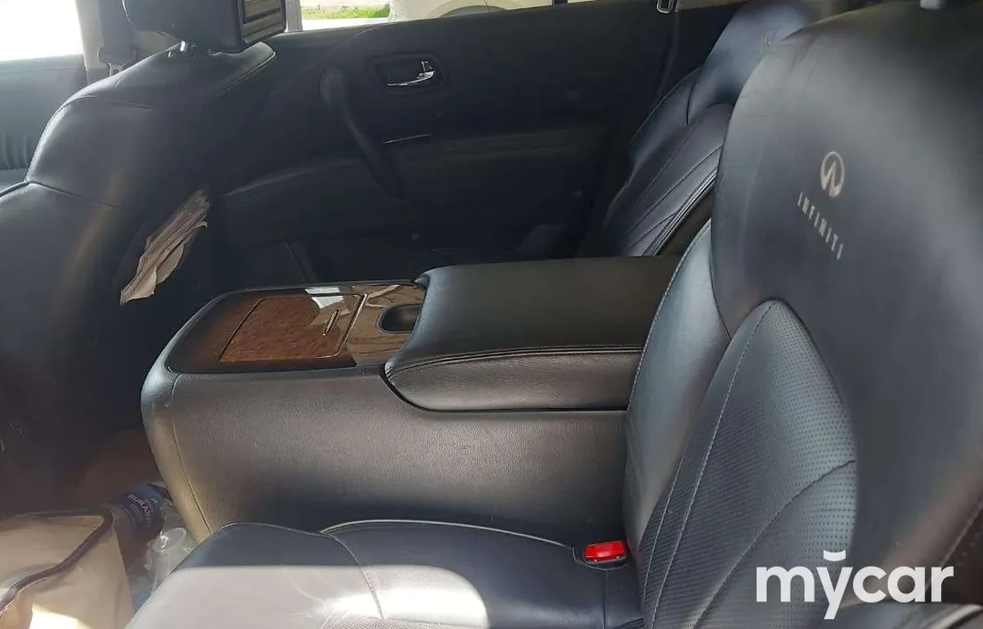 Infiniti QX56 2011