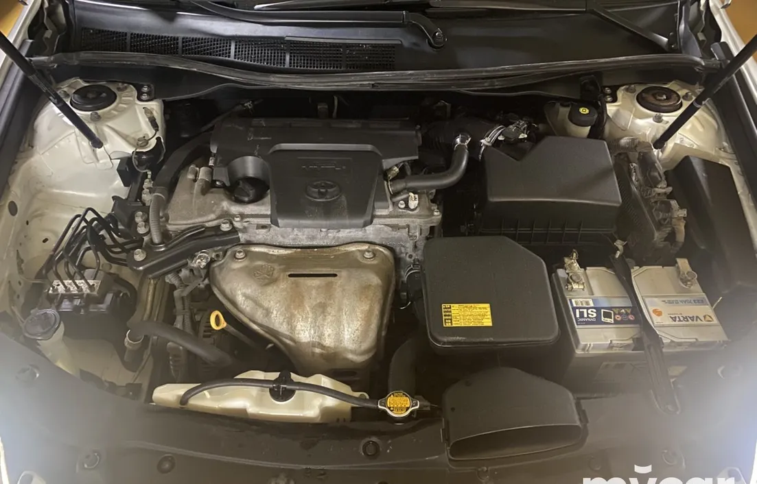 Toyota Camry 2014