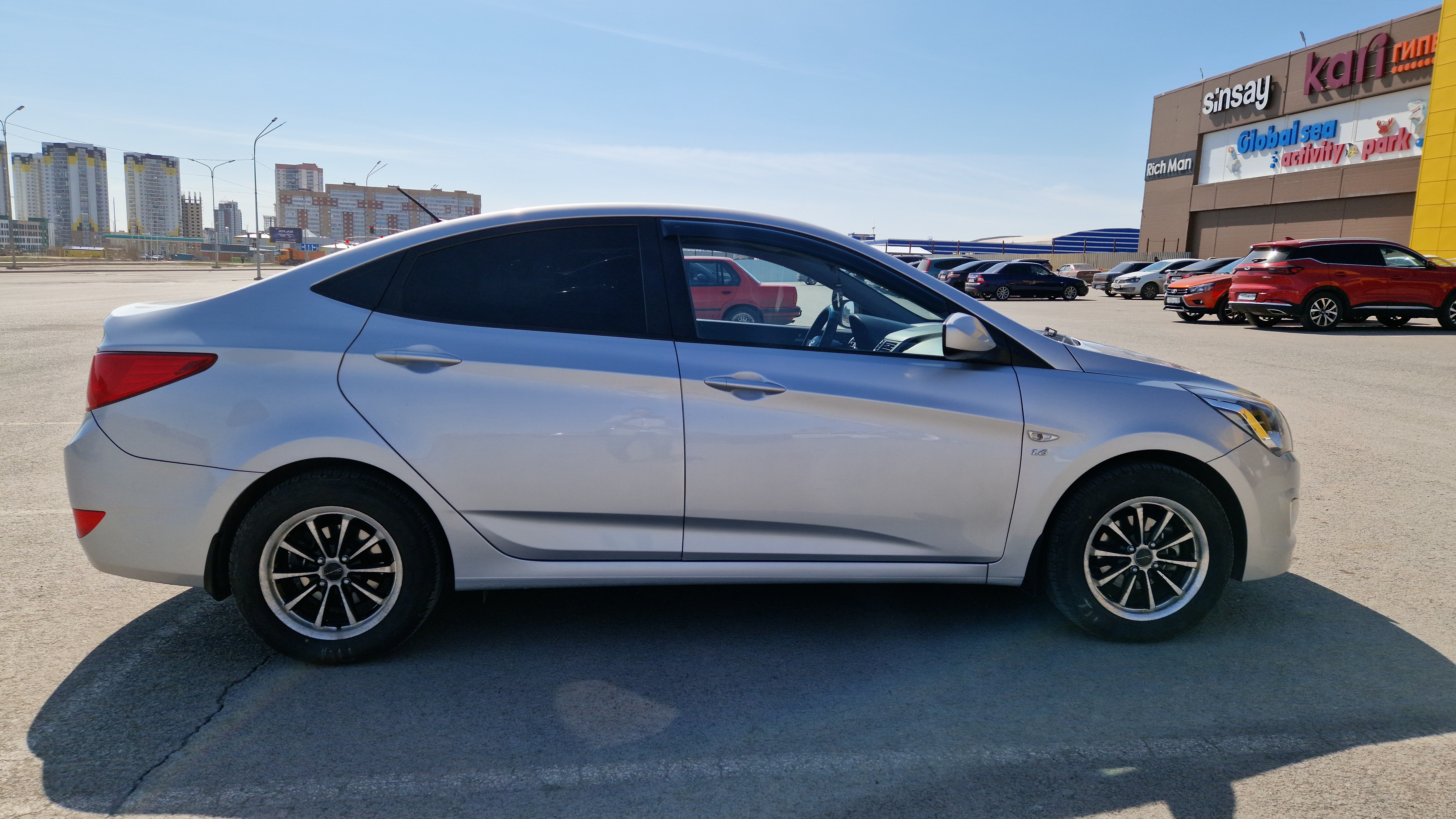 Hyundai Accent 2014