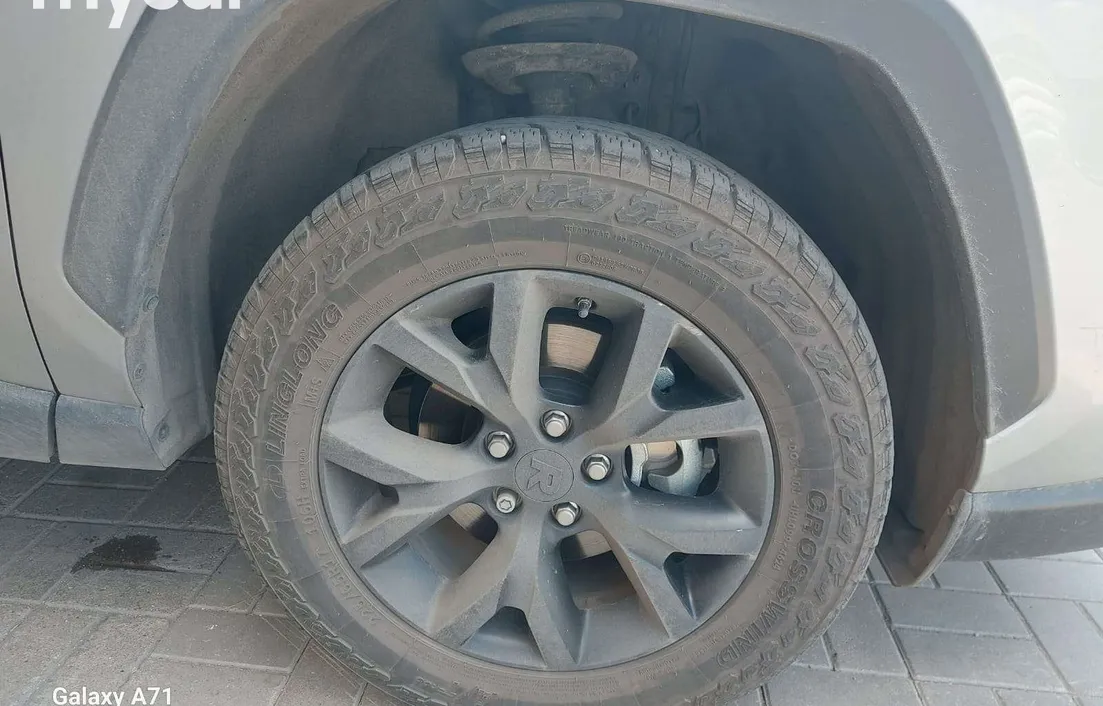 Toyota RAV4 2021