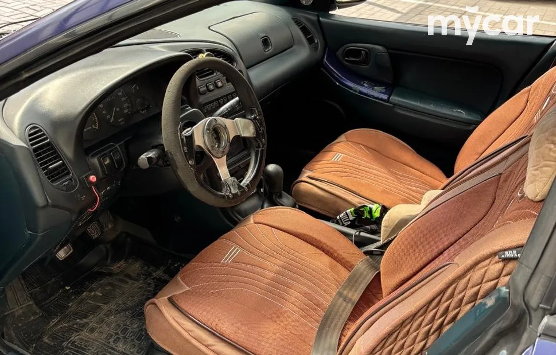 Mazda 323 1996