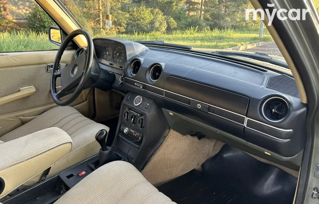 Mercedes-Benz E-Класс 1983