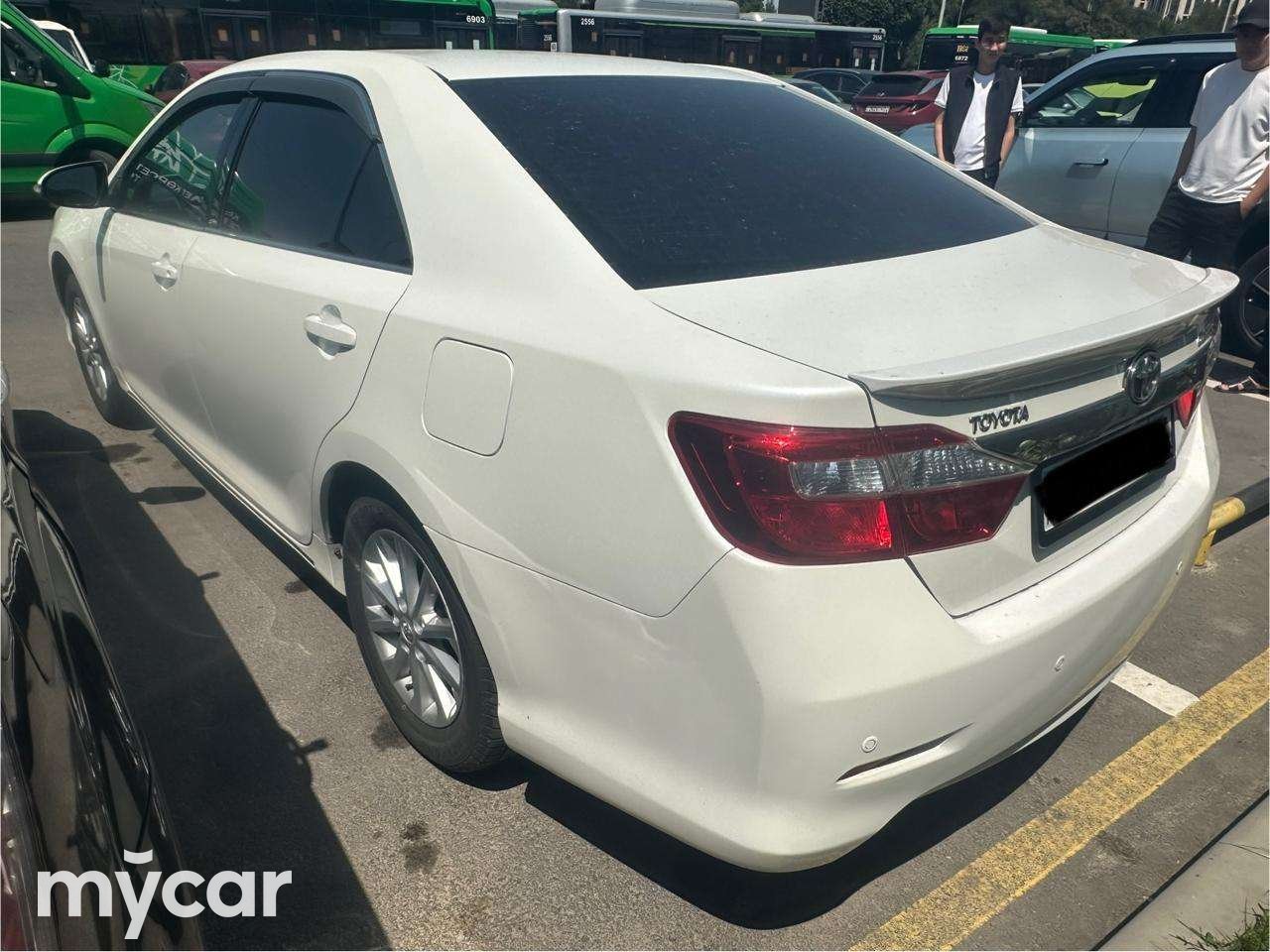 Toyota Camry 2014