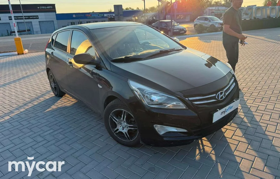 Hyundai Solaris 2015