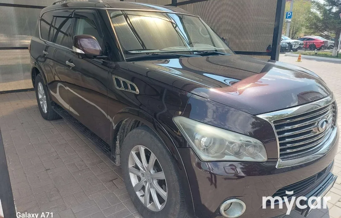 Infiniti QX56 2011