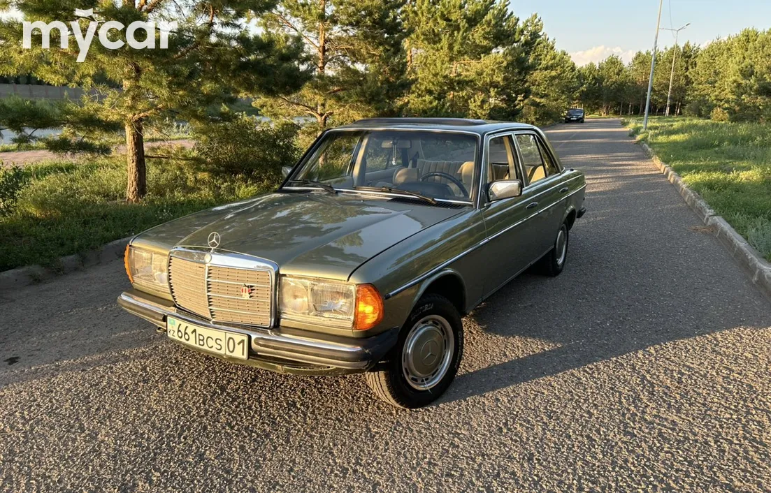 Mercedes-Benz E-Класс 1983