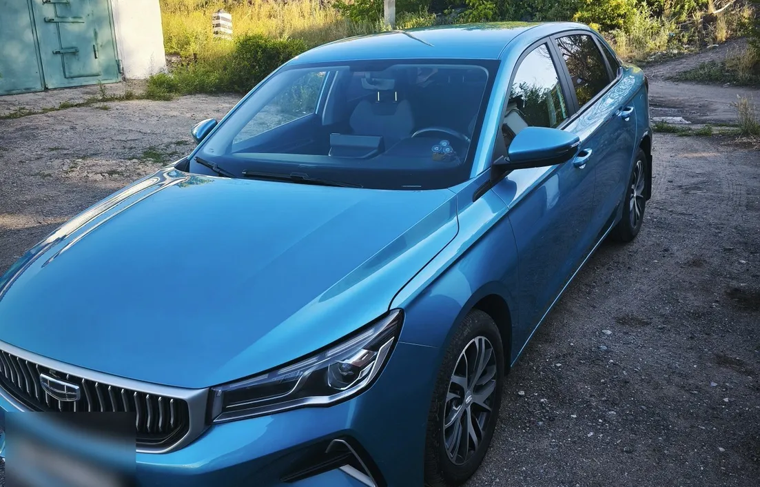 Geely Emgrand 2023