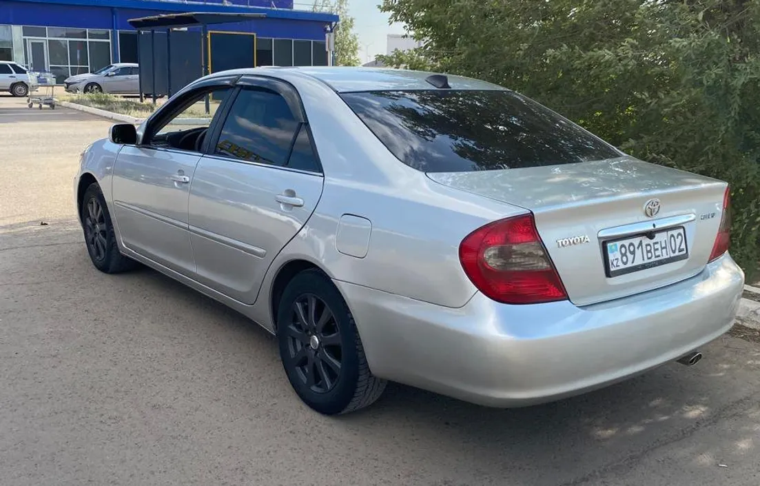Toyota Camry 2004