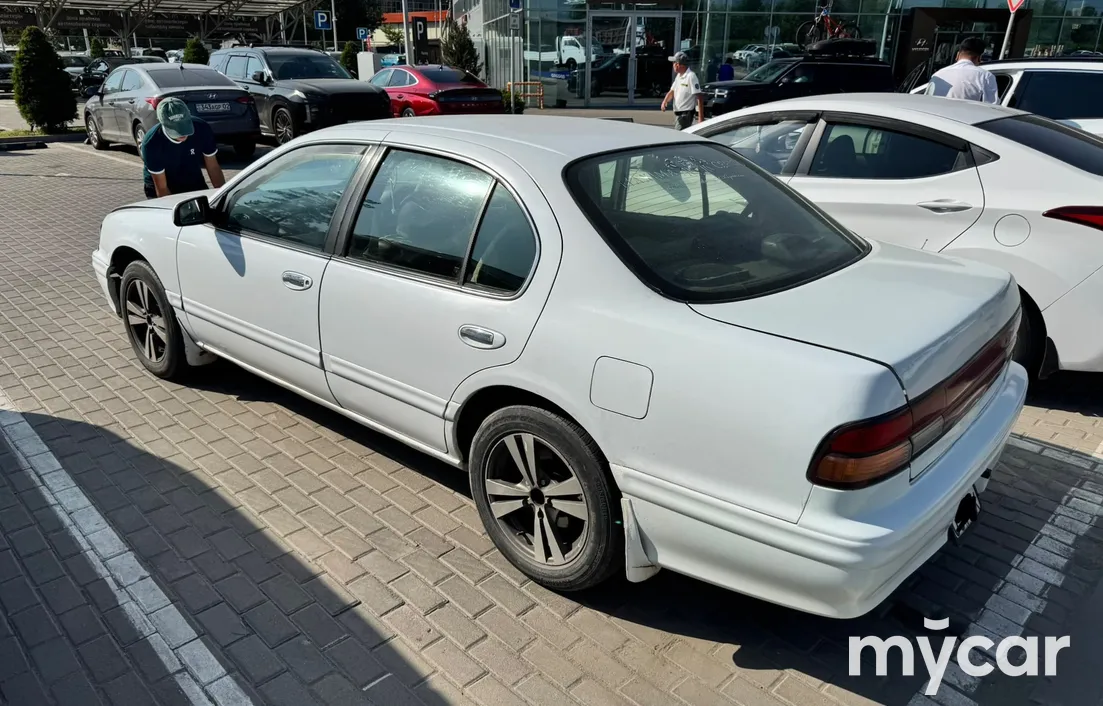 Nissan Cefiro 1995