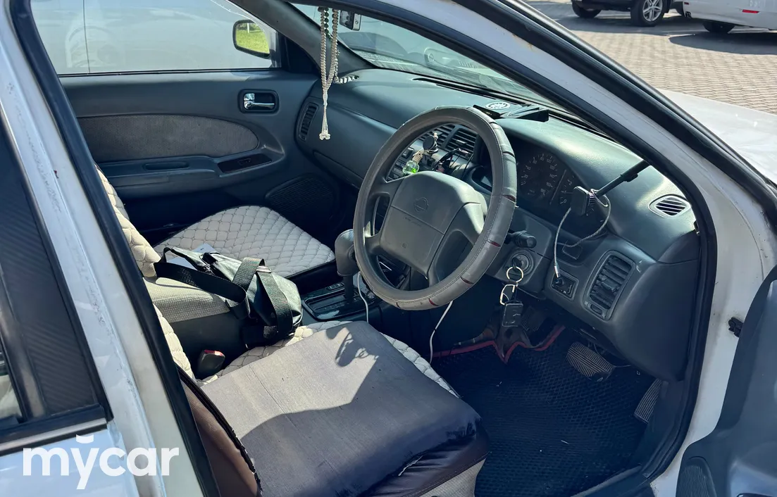 Nissan Cefiro 1995