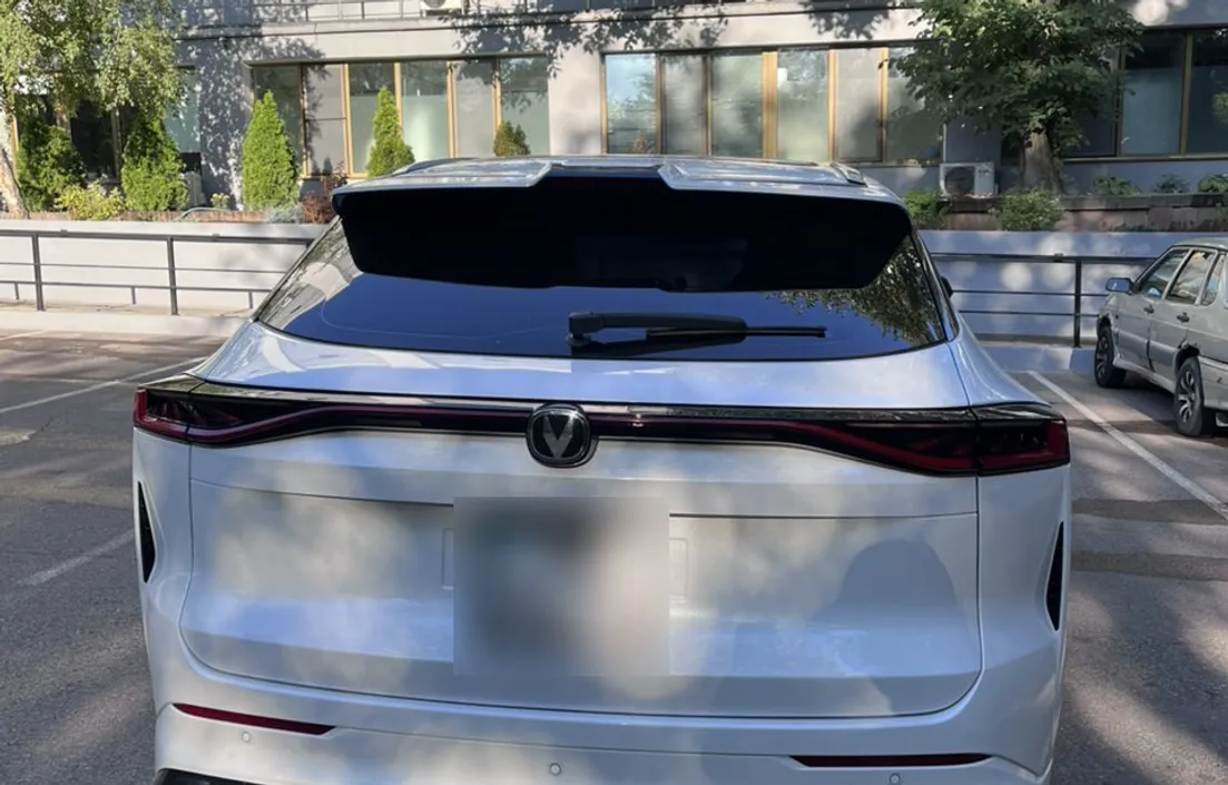 Changan UNI-Z 2024