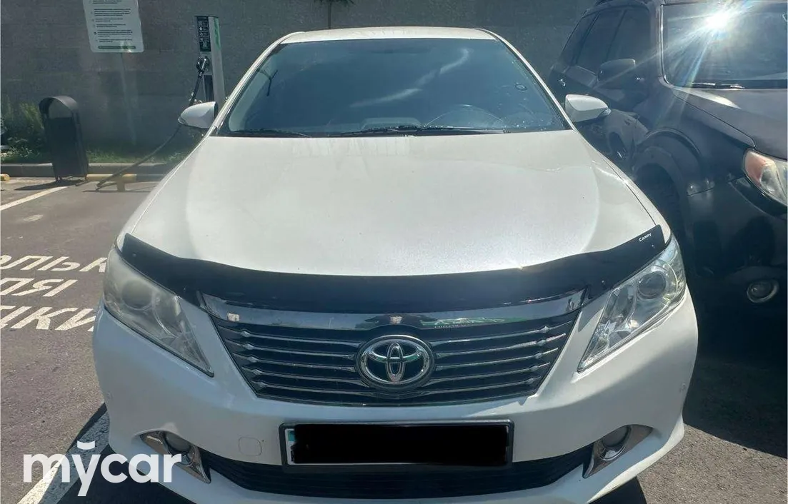 Toyota Camry 2014
