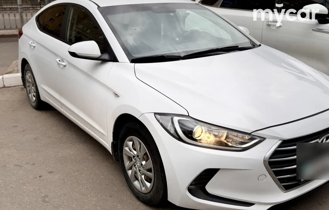 Hyundai Elantra 2018