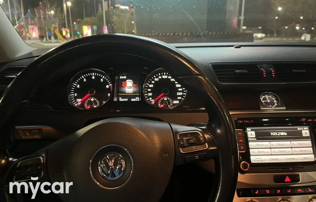 Volkswagen Passat 2014