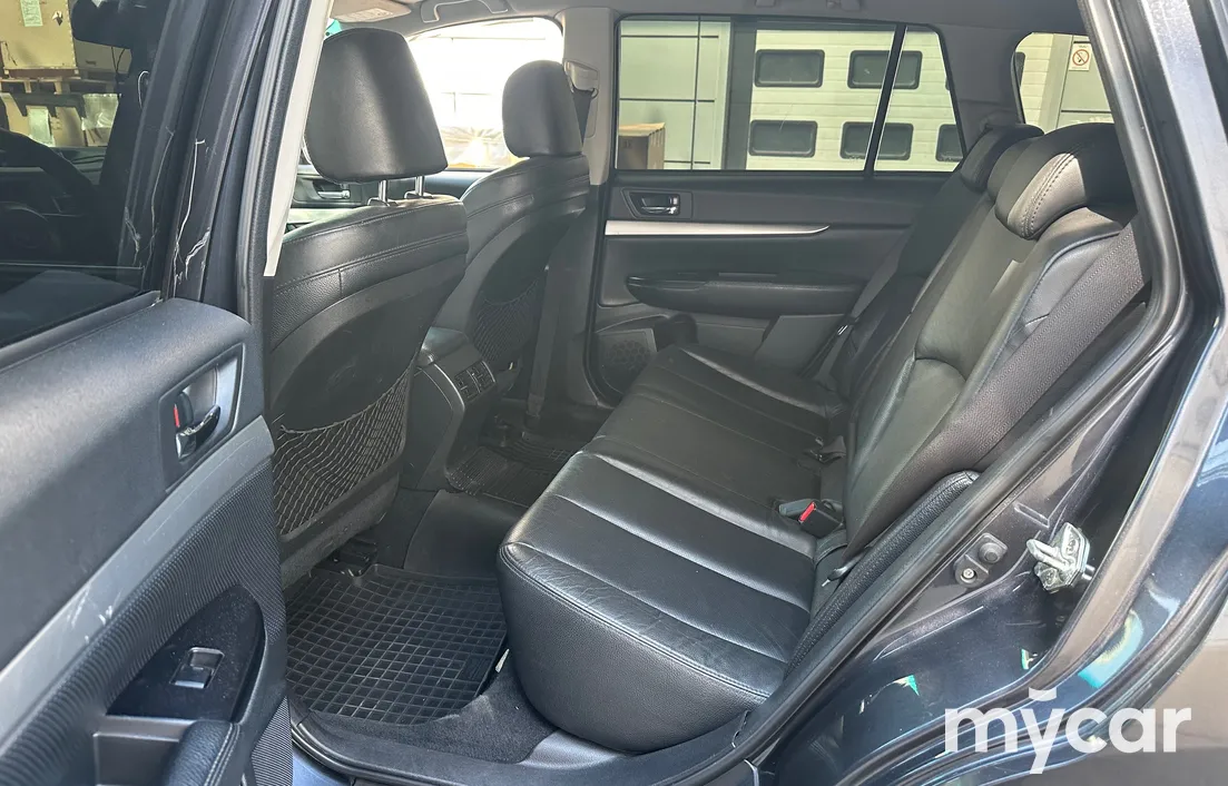 Subaru Outback 2011