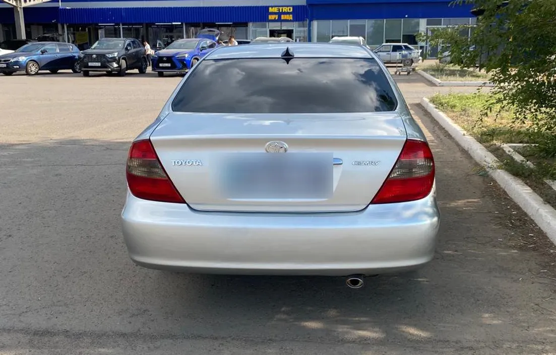 Toyota Camry 2004