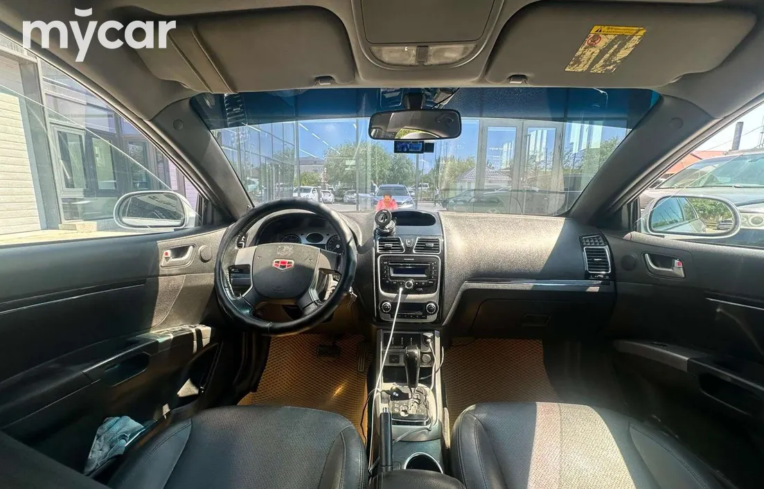 Geely Emgrand EC7 2014