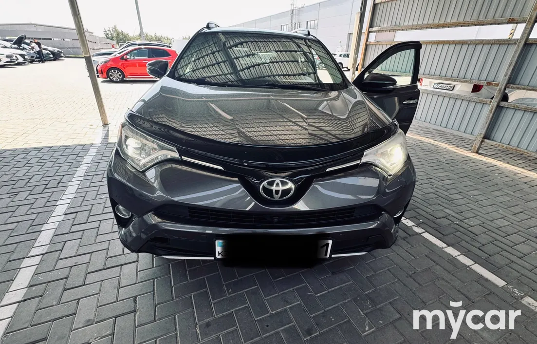 Toyota RAV4 2017
