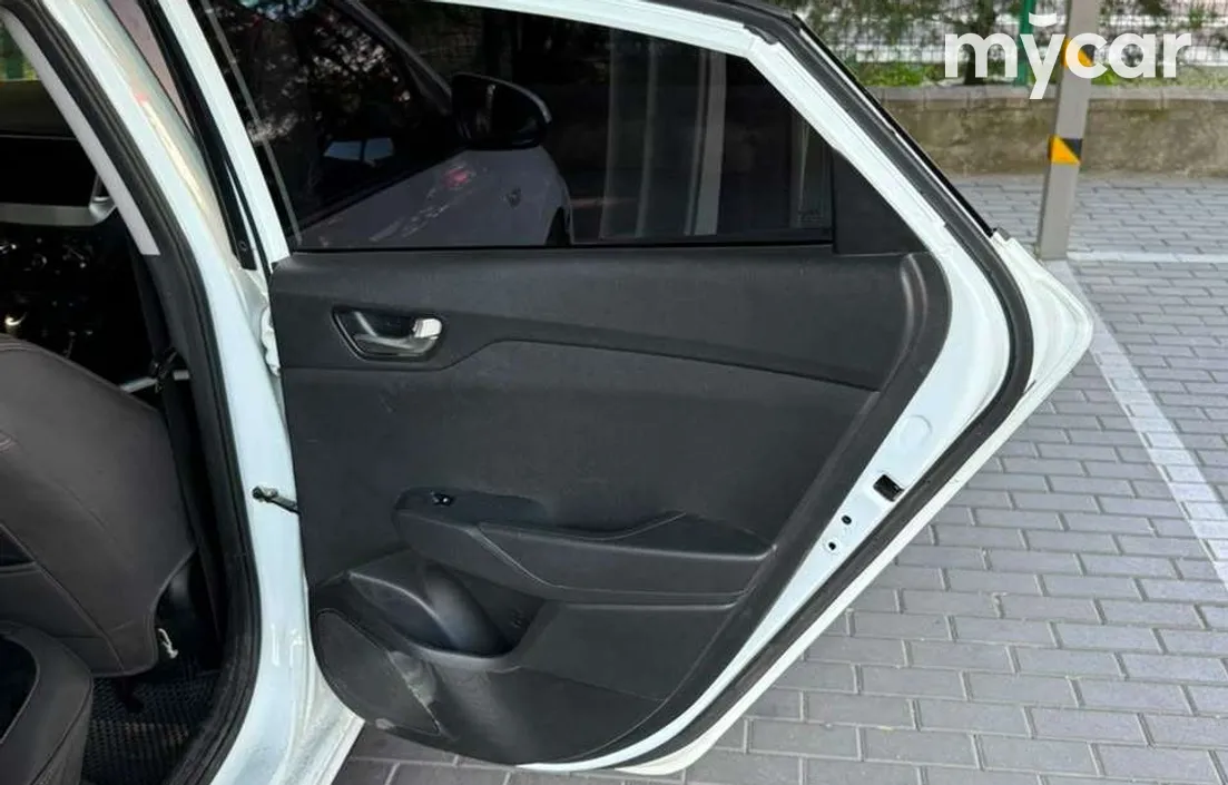 Hyundai Accent 2021