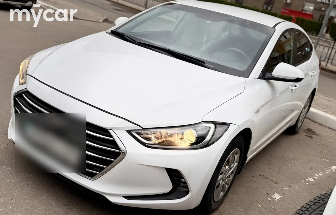 Hyundai Elantra 2018