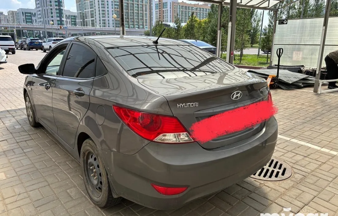 Hyundai Accent 2014