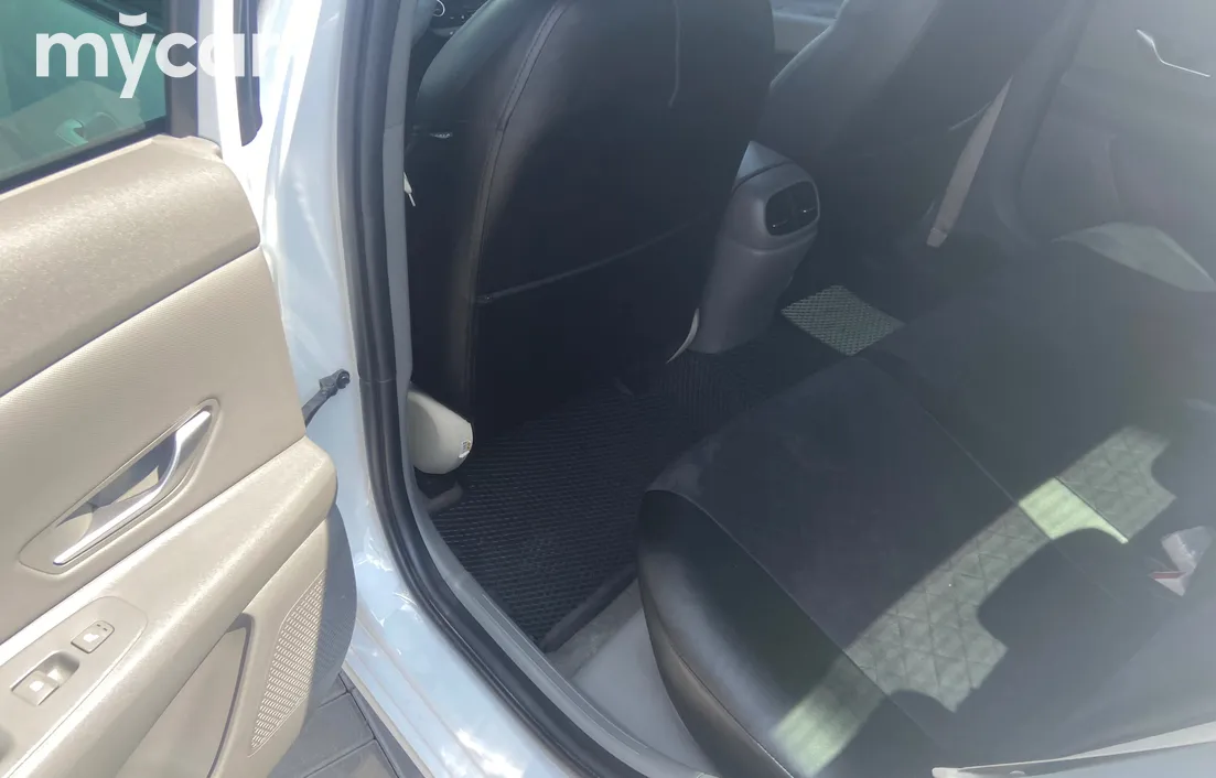 Hyundai Elantra 2022