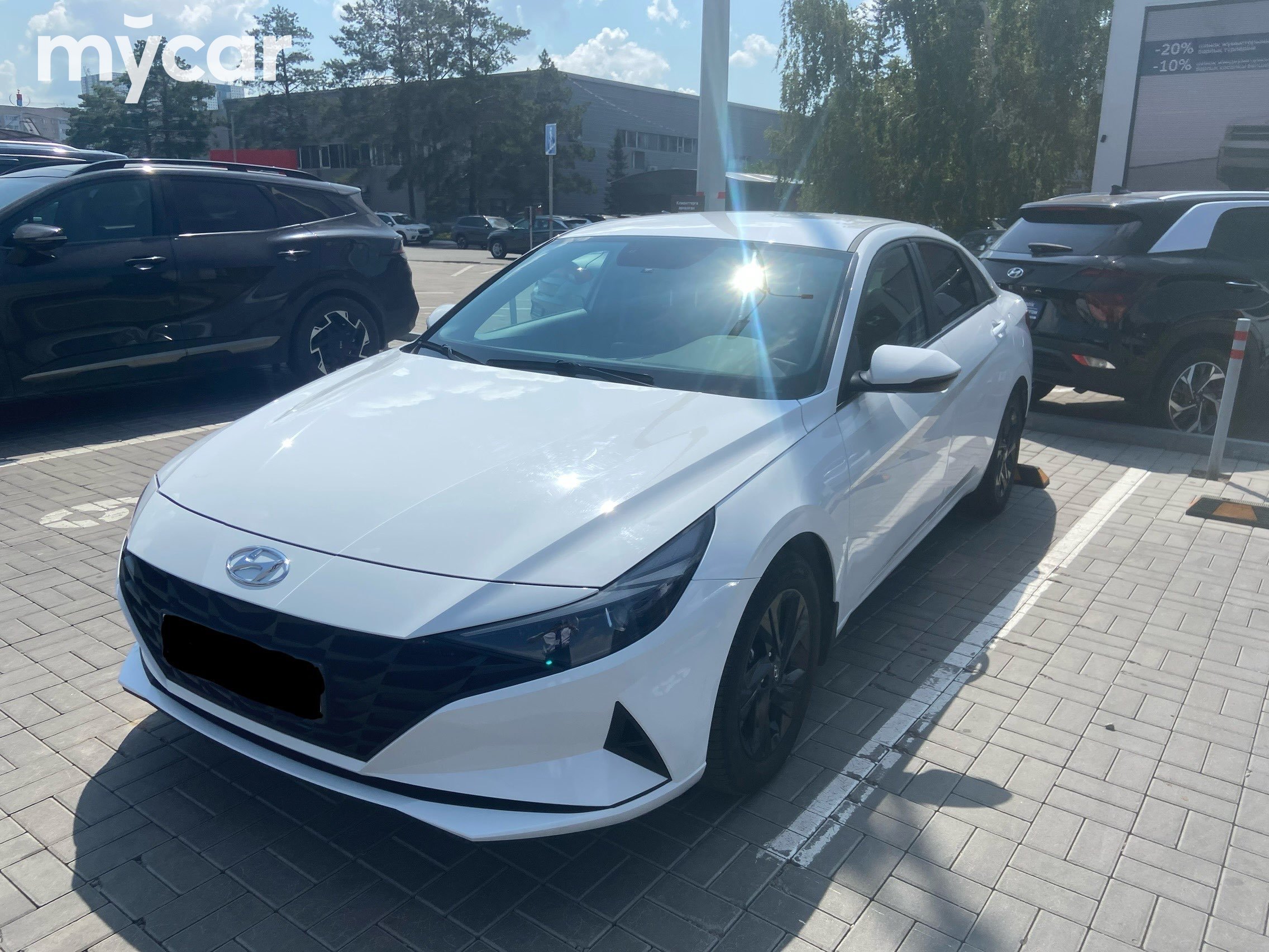 Hyundai Elantra 2022