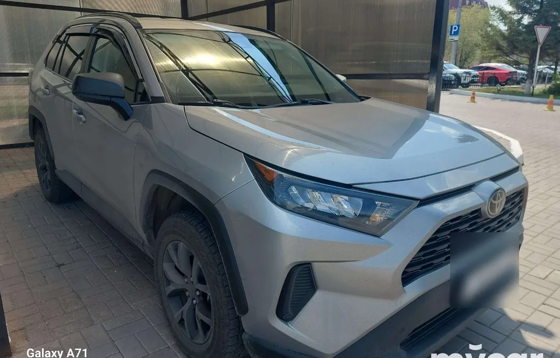 Toyota RAV4 2021