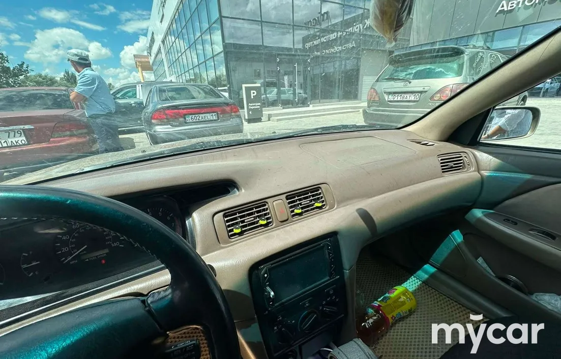 Toyota Camry 2000