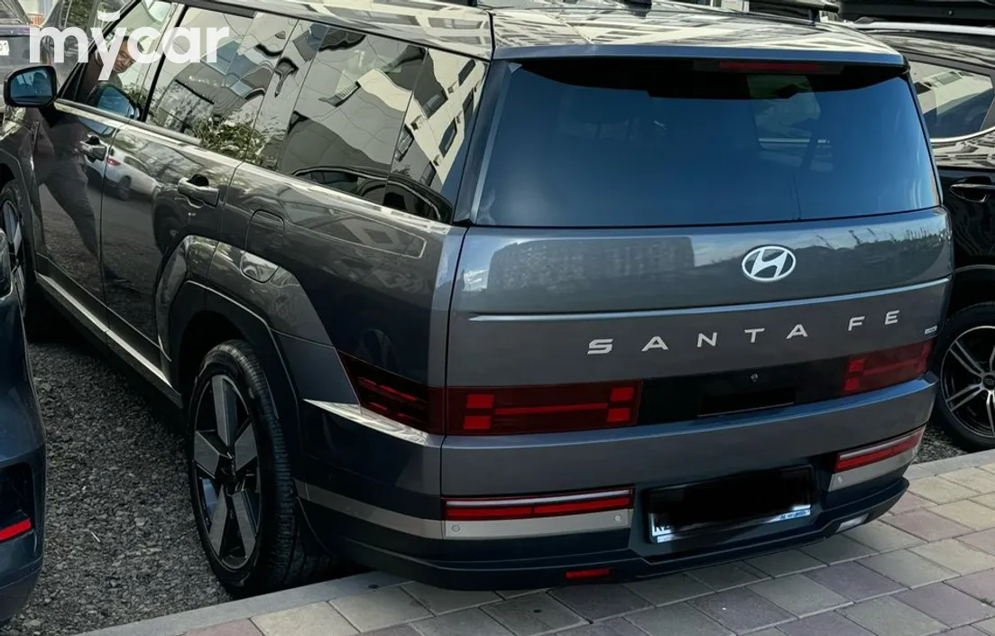 Hyundai Santa Fe 2024