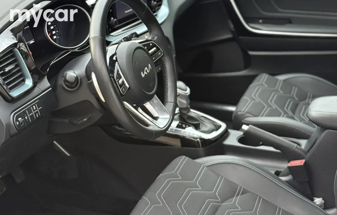 Kia Ceed 2025