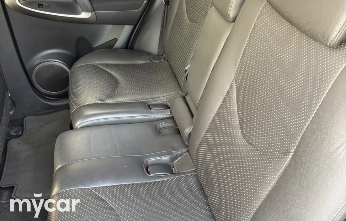 Toyota RAV4 2008