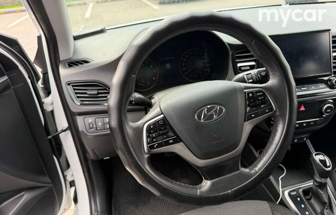 Hyundai Accent 2021