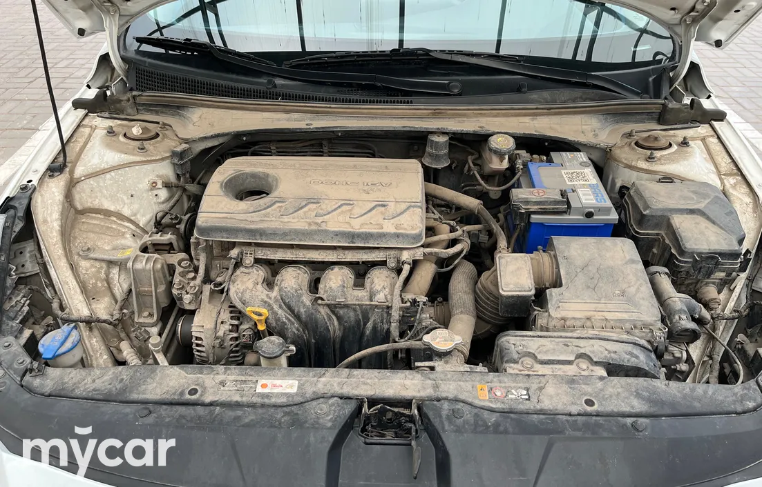 Hyundai Elantra 2021