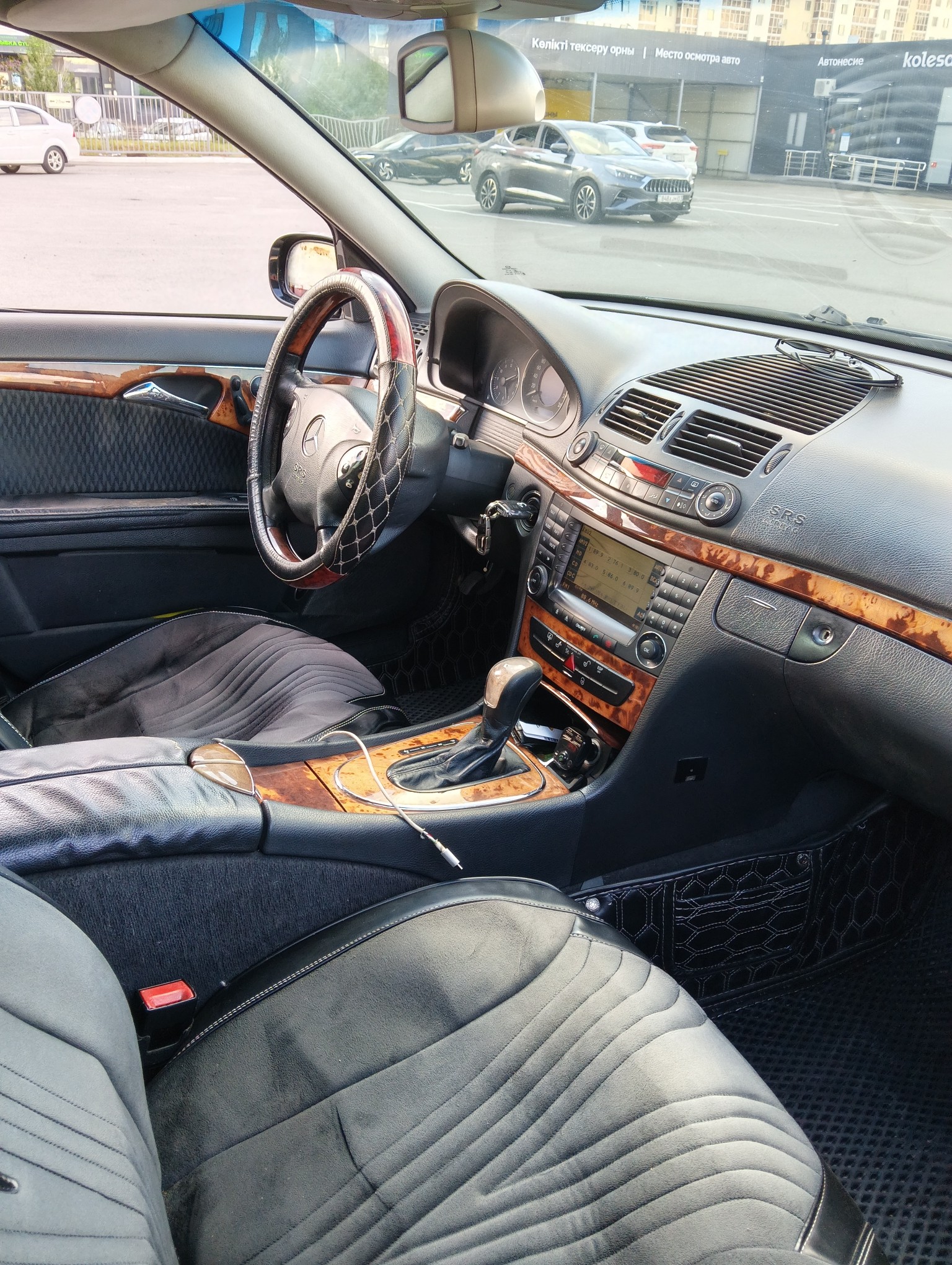 Mercedes-Benz E-Класс 2003