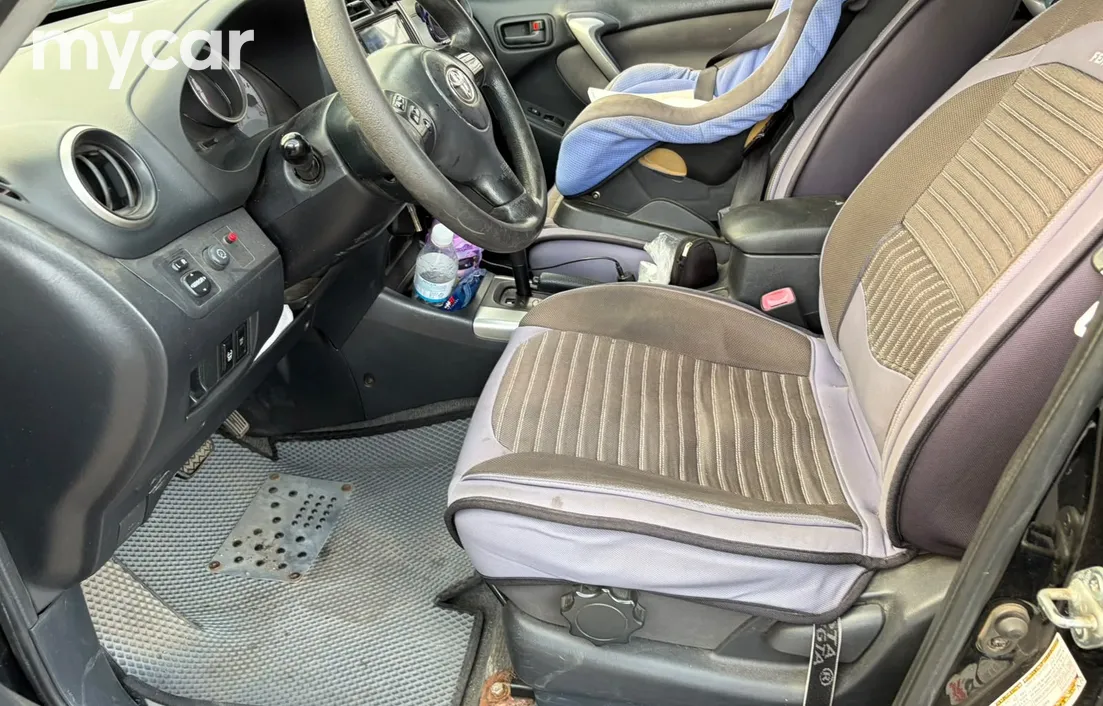 Toyota RAV4 2005