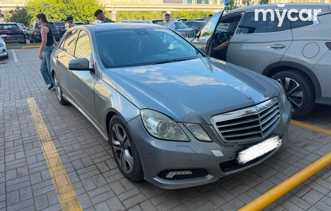 Mercedes-Benz E-Класс 2010
