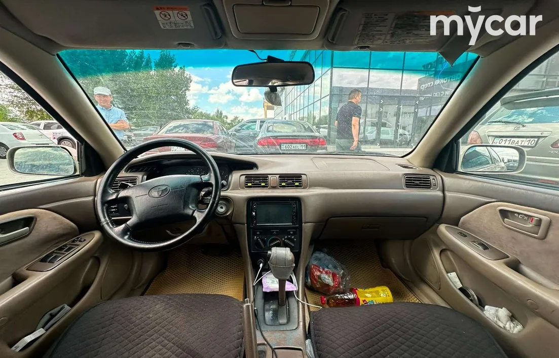 Toyota Camry 2000