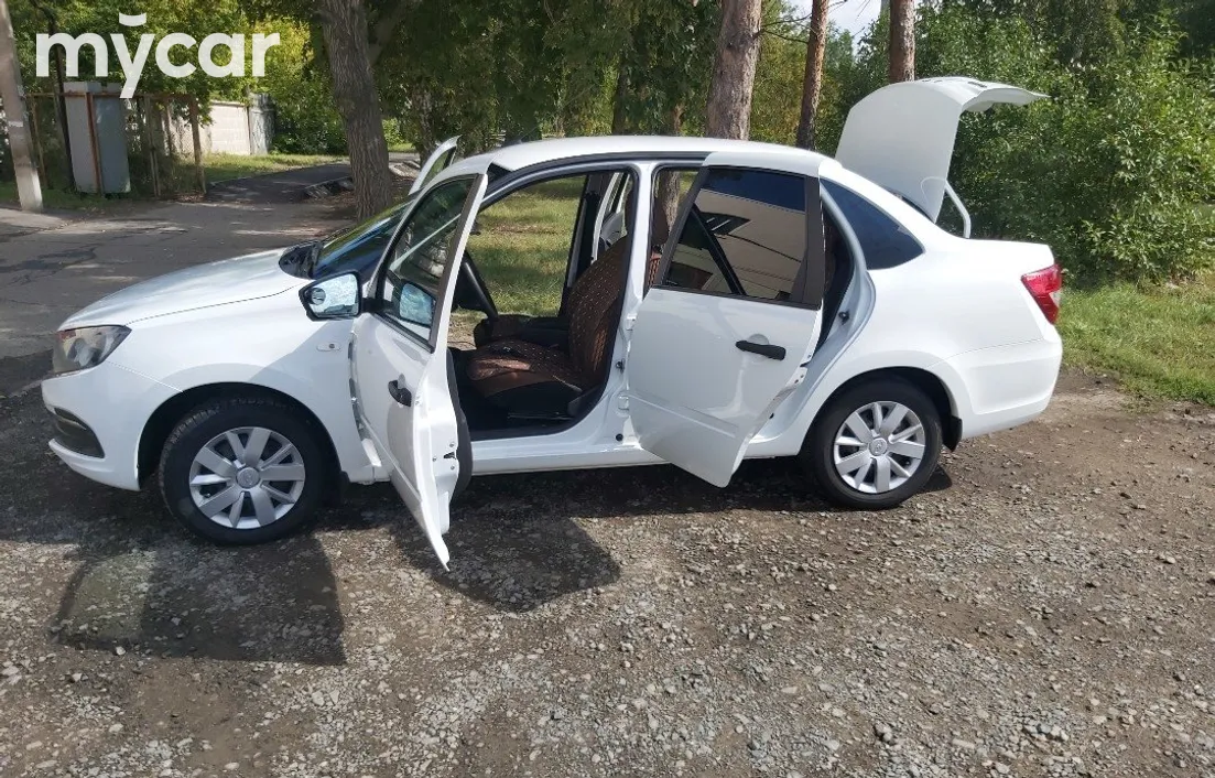 LADA Granta 2019