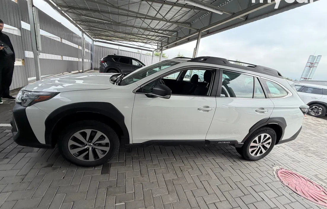Subaru Outback 2025