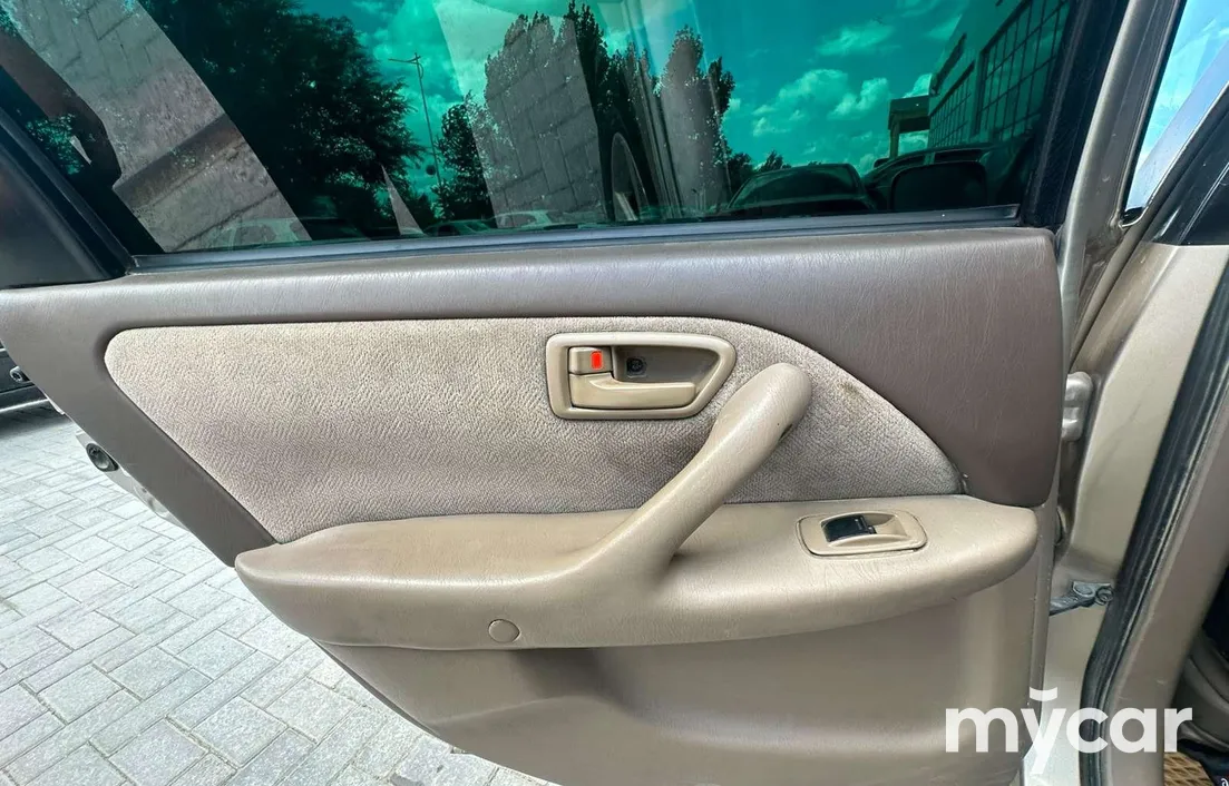 Toyota Camry 2000