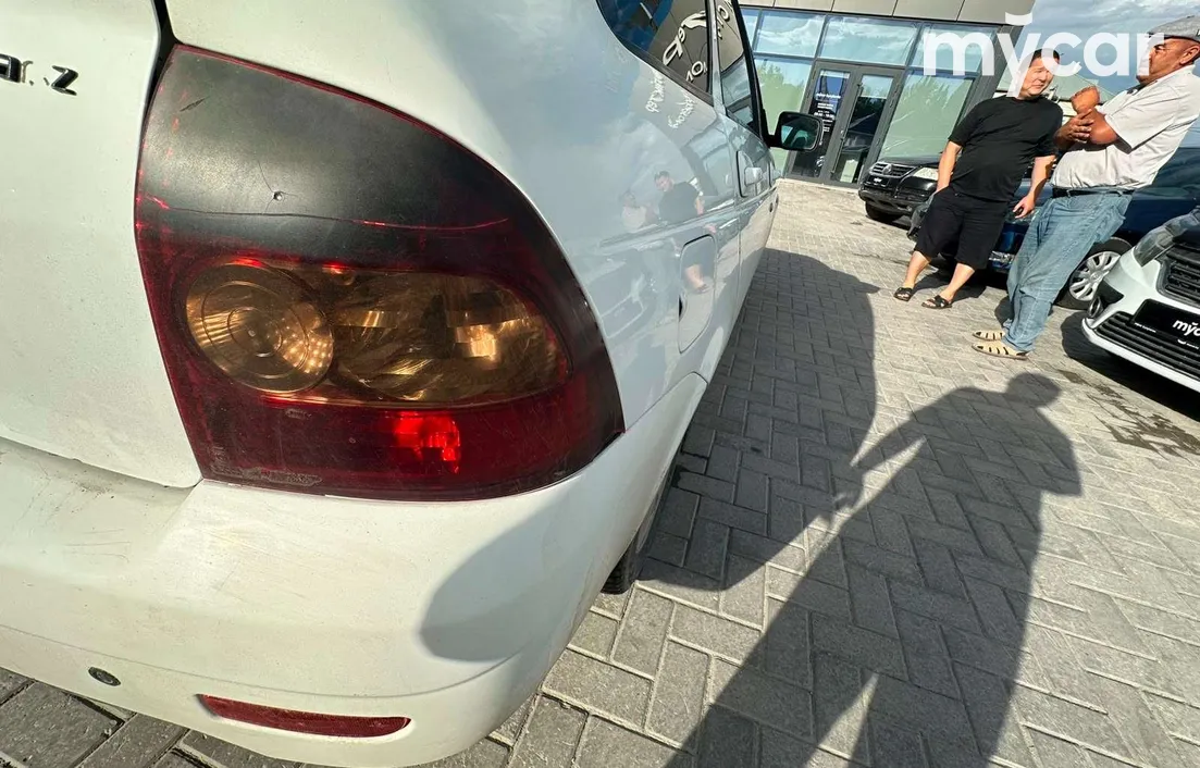 LADA Priora 2012