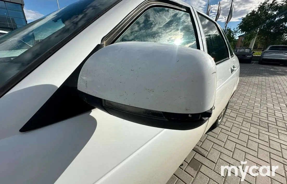 LADA Priora 2012