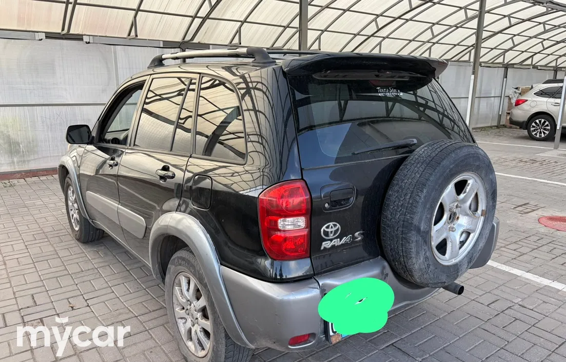 Toyota RAV4 2005