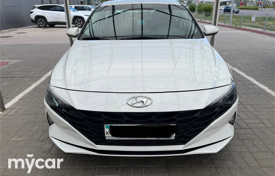 Hyundai Elantra 2021