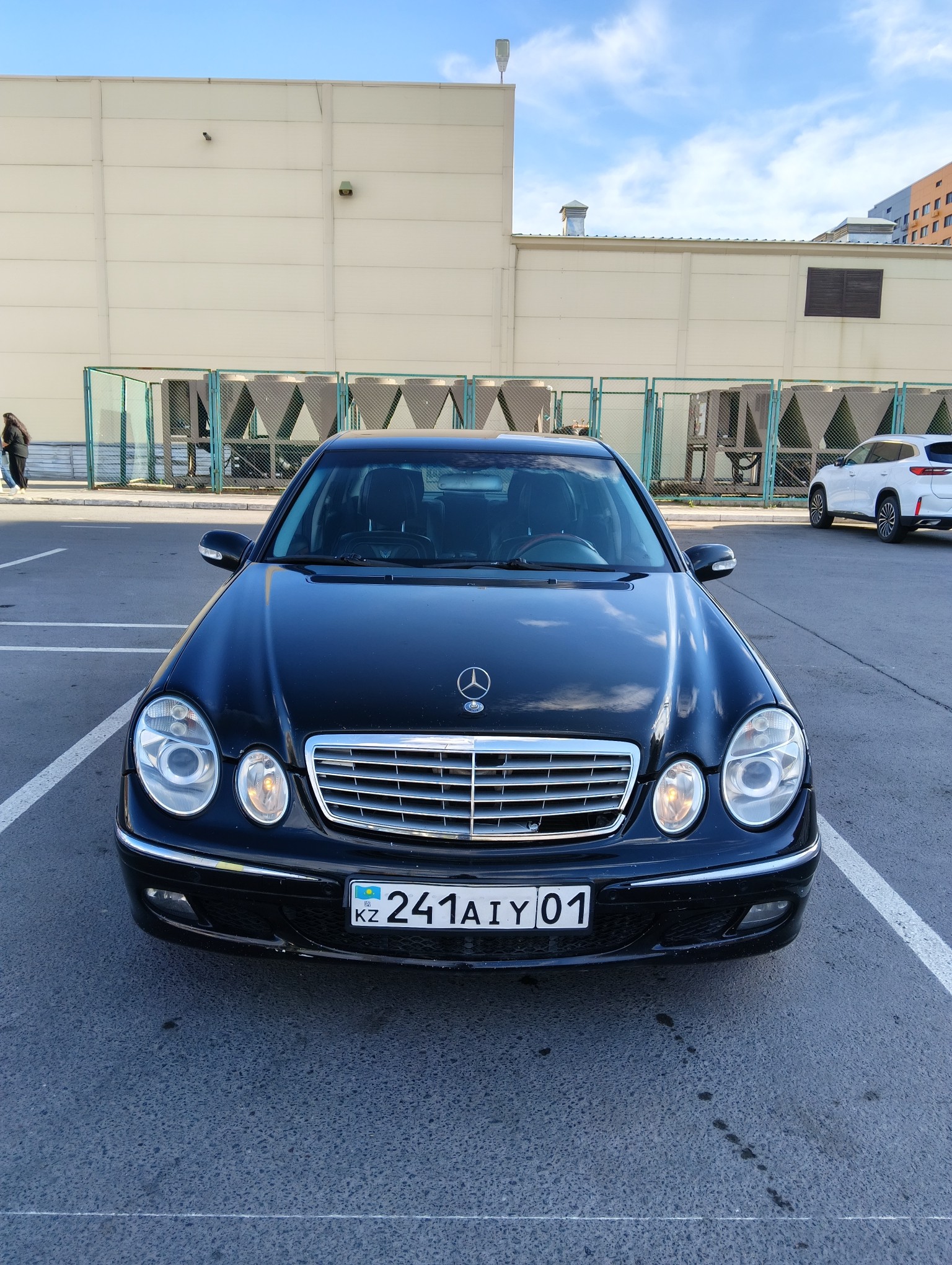 Mercedes-Benz E-Класс 2003
