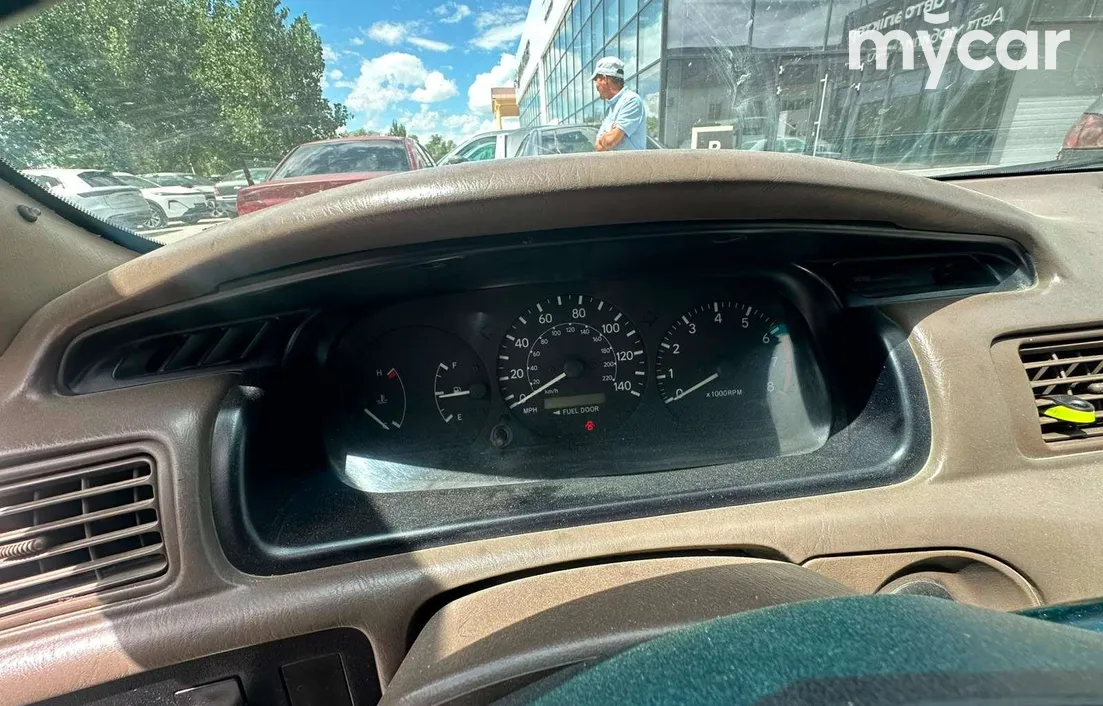 Toyota Camry 2000