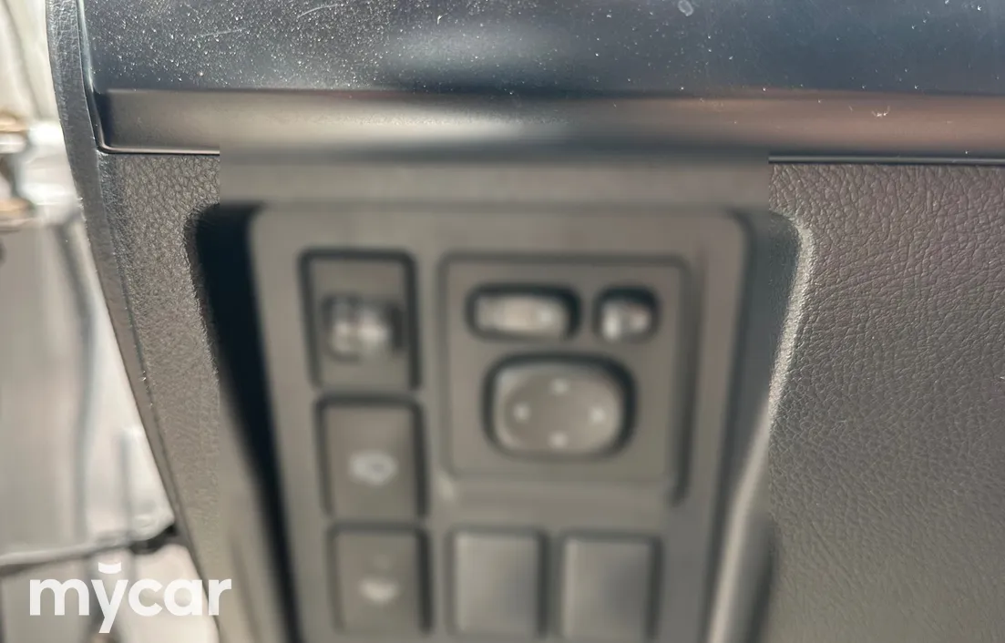 Toyota Land Cruiser Prado 2012