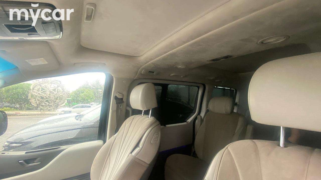 Hyundai Staria 2023